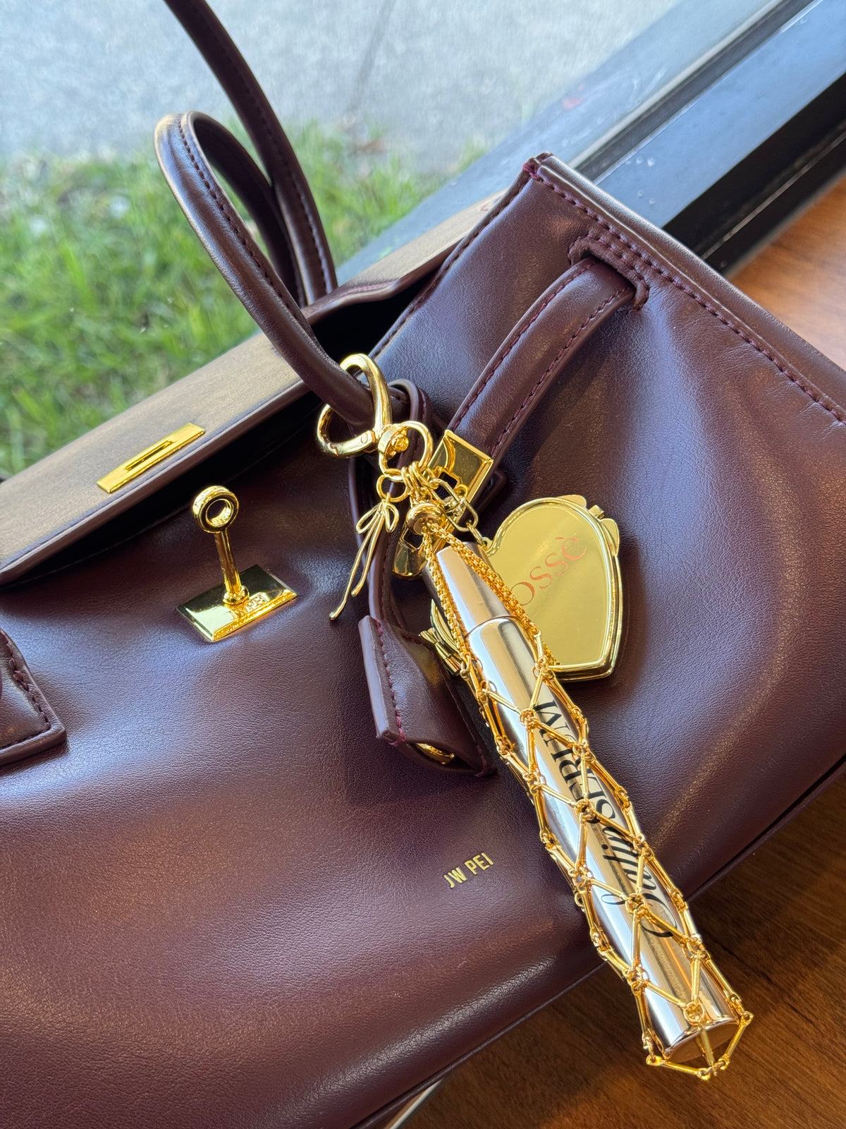 The Carry Charm - Gold